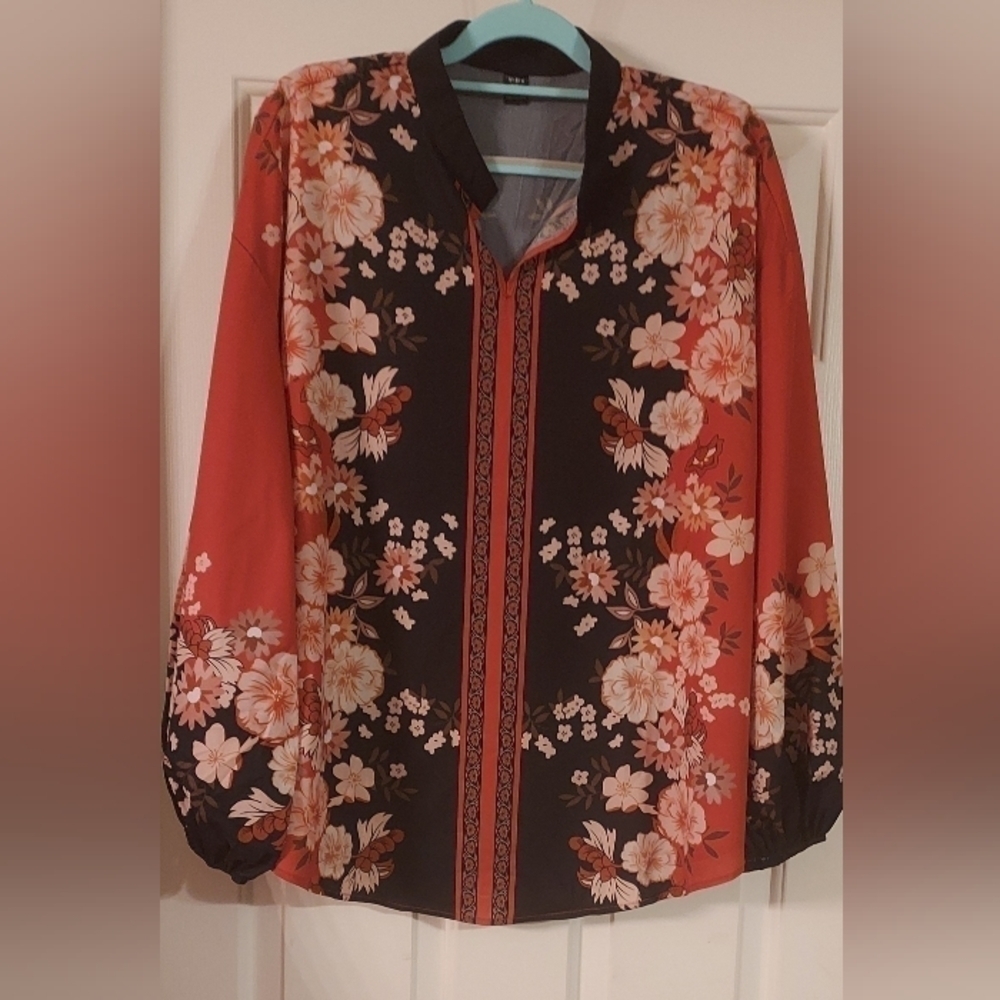 NWOT - Shein Plus Size Knoched Neck Lantern Sleeve Floral Blouse Top Size 2XL.
